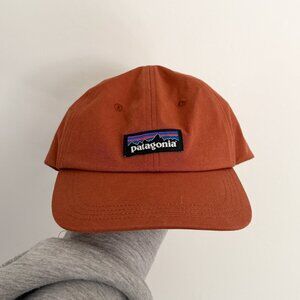 patagonia // orange p-6 trad cap hat